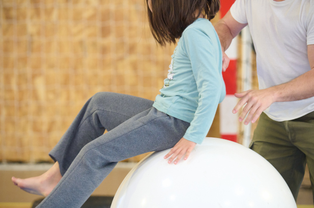 Le fil d 'Ariane - cours de cirque hebdomadaires