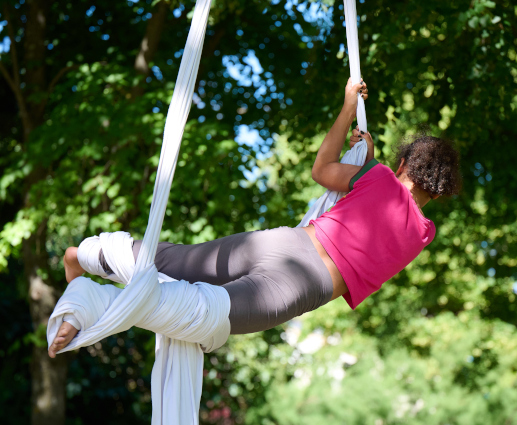 Le fil d 'Ariane - cours de cirque au jardin